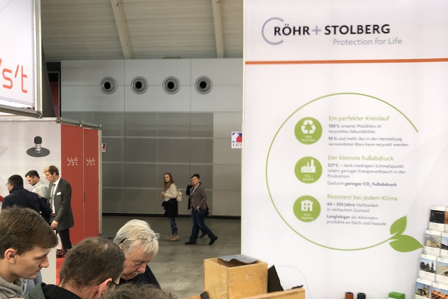 Röhr + Stolberg präsentiert sich auf der Messe Dach + Holz 2020 unter dem Motto "Globetrotter Blei"